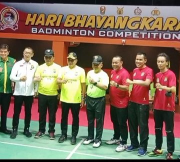 Kompetisi Badminton HUT Bhayangkara Ke 76 Dan Kodam I/BB Ke 72