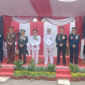 HUT ke-77 TNI “Gubernur Sumatera Utara Dan Kapoldasu Beri Suprise Untuk Pangdam I Bukit Barisan”