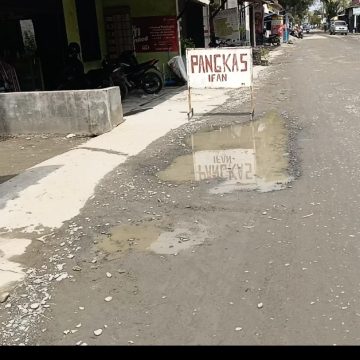 PT Hutama Karya Sampai Saat Ini Belum Melakukan Pengaspalan Di Jalan Perintis Kemerdekaan