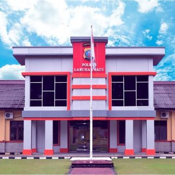 Kapoldasu Mutasi 2 Kapolsek Dan Kasat Di Polres Labuhan Batu