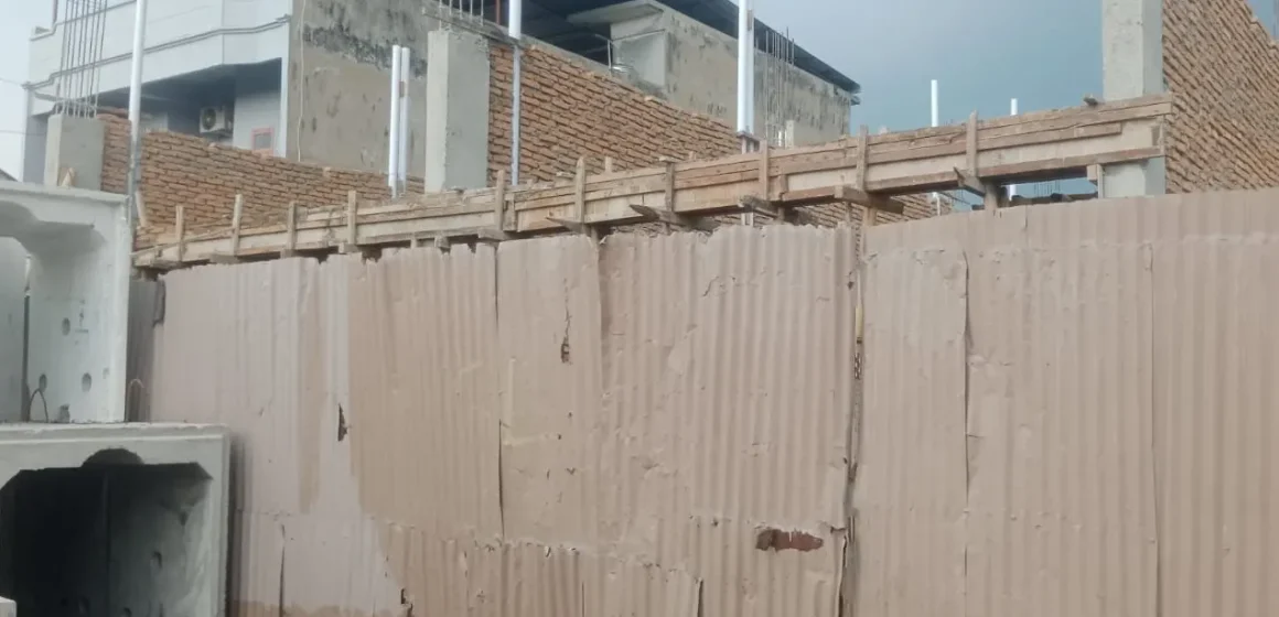 Perumahan Di jalan Badik Diduga Belum Ada Izin Dari Tetangga