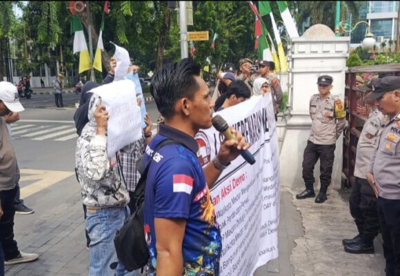 LSM Kebenaran Keadilan Gelar Aksi Damai di Kantor Wali Kota Medan, Sampaikan Tuntutan Evaluasi Satpol PP Medan
