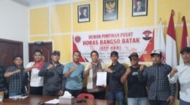 Kepengurusan HBB Foto Bersama Di Sekretariat HBB Medan. Foto: 2K