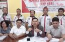 Lamsiang Sitompul, SH., MH., Ketua Umum HBB, saat menyampaikan sikap terkait penanganan kasus kecelakaan maut di Serdang Bedagai.Foto: Team HBB